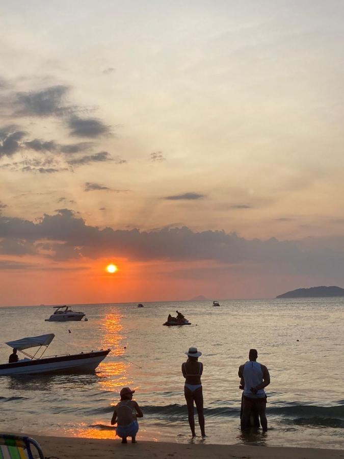 Suite Pe Na Areia- Espaco Independente Na Praia Do Curral Com Localizacao Privilegiada - Simplicidade E Comodidade Com O Por Do Sol Mais Lindo De Ilhabela - Melhor Custo Beneficio Para Ate 4 Pessoas , Na Av Jose Pacheco Do Nascimento Nº 7682 Eksteriør billede