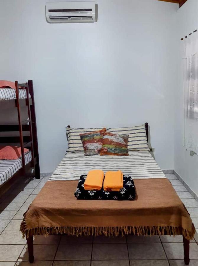 Suite Pe Na Areia- Espaco Independente Na Praia Do Curral Com Localizacao Privilegiada - Simplicidade E Comodidade Com O Por Do Sol Mais Lindo De Ilhabela - Melhor Custo Beneficio Para Ate 4 Pessoas , Na Av Jose Pacheco Do Nascimento Nº 7682 Eksteriør billede