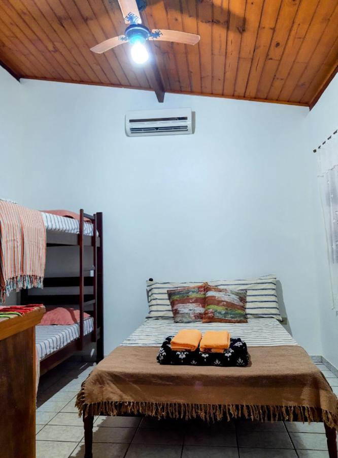 Suite Pe Na Areia- Espaco Independente Na Praia Do Curral Com Localizacao Privilegiada - Simplicidade E Comodidade Com O Por Do Sol Mais Lindo De Ilhabela - Melhor Custo Beneficio Para Ate 4 Pessoas , Na Av Jose Pacheco Do Nascimento Nº 7682 Eksteriør billede